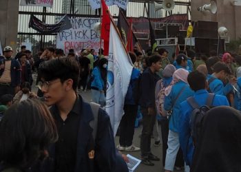 UU Ciptaker Resmi Disahkan, Tuntutan dan Penolakan Masyarakat Terasa Diabaikan oleh Pemerintah