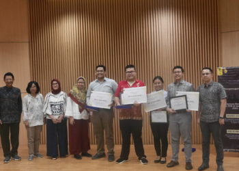 Penganugerahan Mahasiswa Berprestasi dan FEB UI Awards 2020