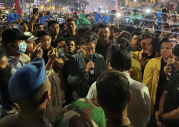 Aksi “Sembilan Tahun Jokowi”: Mulai dari Penangkapan Mahasiswa hingga Bentrokan dengan Aparat