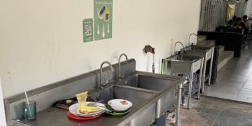 Membuka Era Baru di Kantin FEB UI dengan Menerapkan Sistem Self-Service